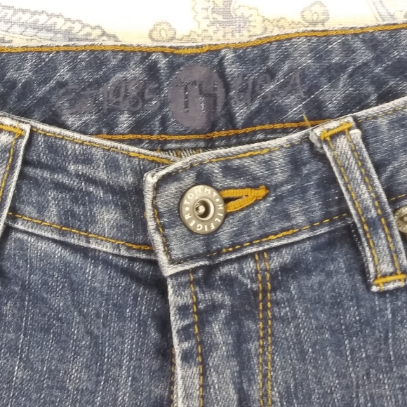 Hilfiger Blue Denim Shorts,  32 waist - Picture 3 of 4